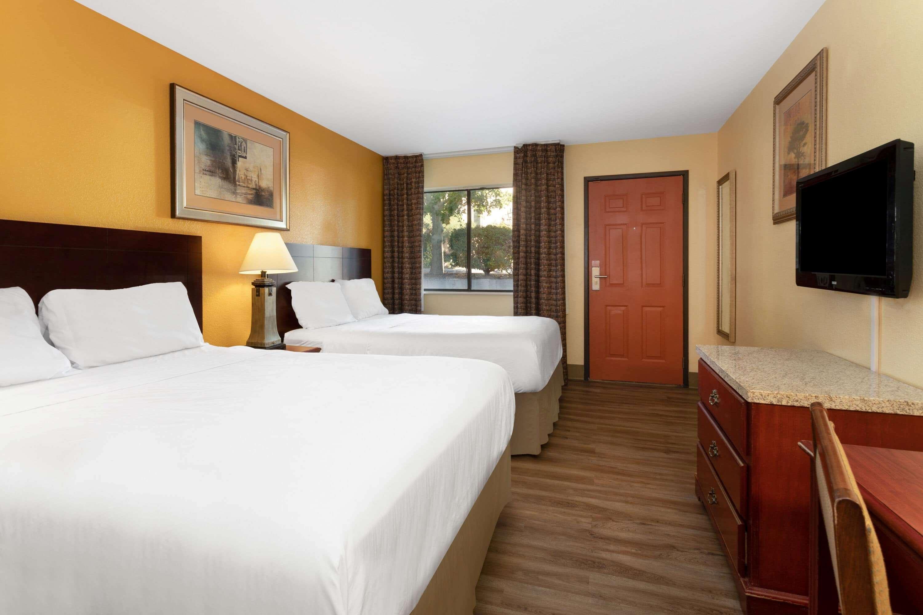 Travelodge By Wyndham Albuquerque East Exterior foto