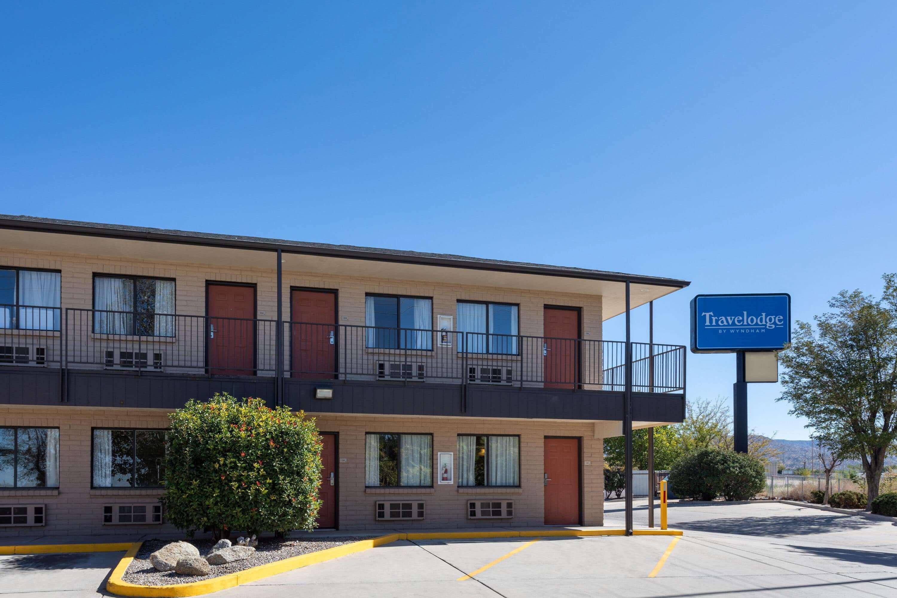Travelodge By Wyndham Albuquerque East Exterior foto