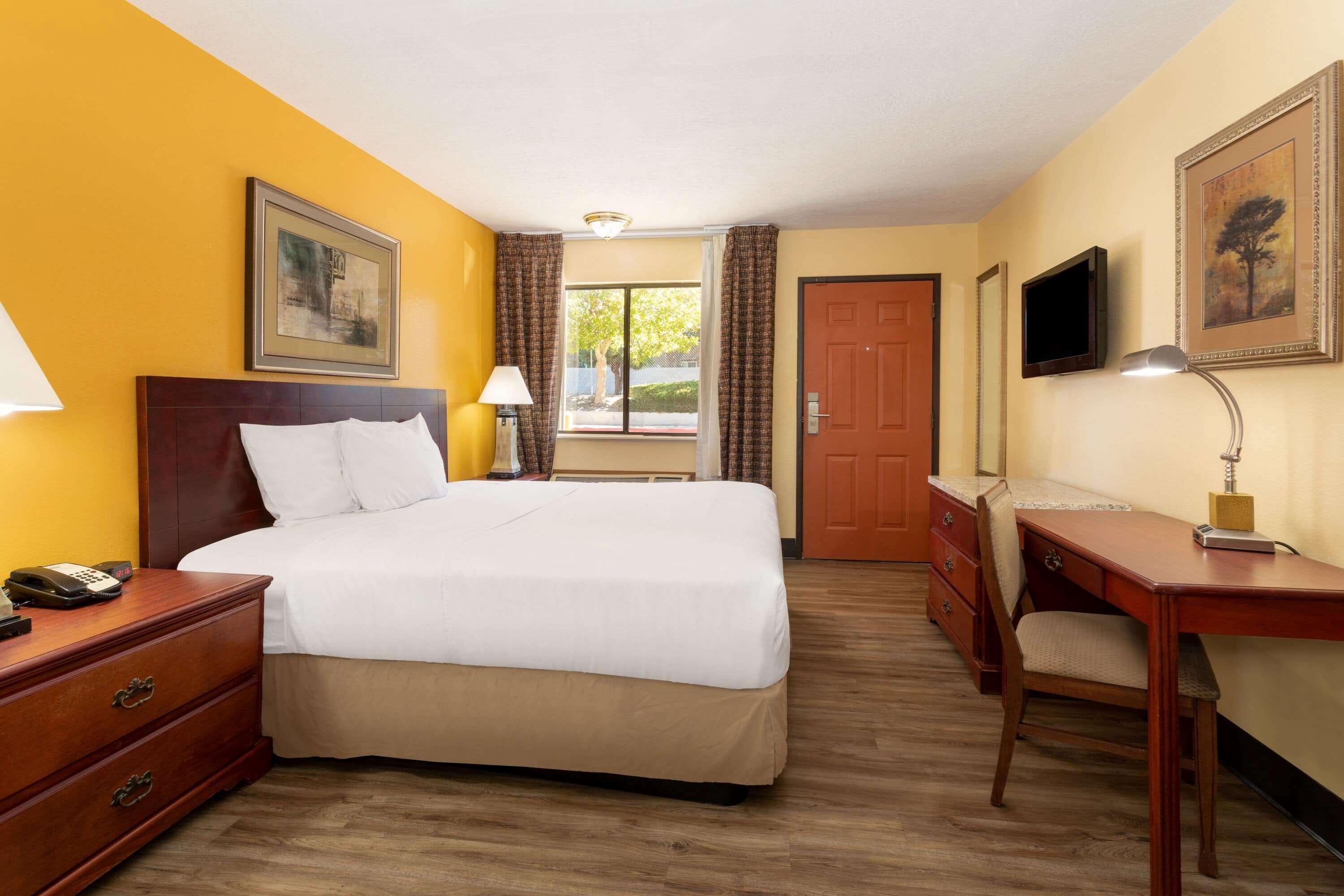 Travelodge By Wyndham Albuquerque East Exterior foto